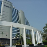 The nearby Jumeirah hotel is big, but does not match up in stars!