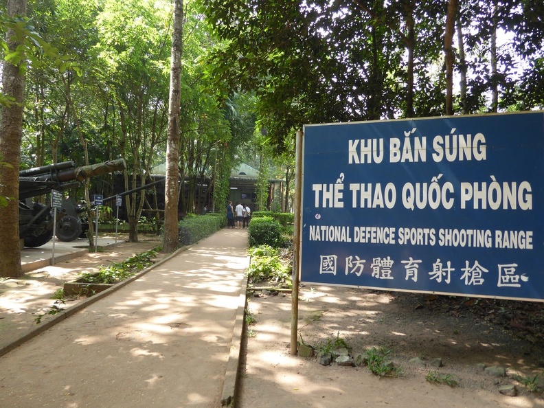 cu-chi-tunnels-vietnam-050.jpg