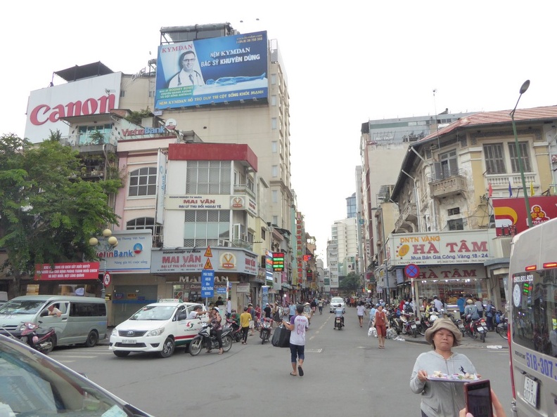 ho-chi-minh-city-vietnam-040.jpg
