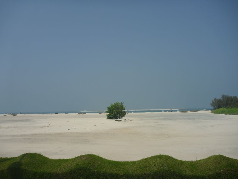 The Arab gulf and beach from the road