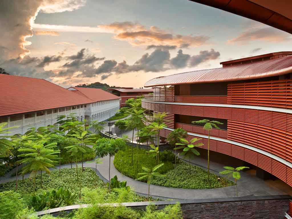 Overview inside the Capella hotel grounds