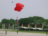 commandos parachute freefall