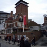 Globe theatre and shakesperes globe 