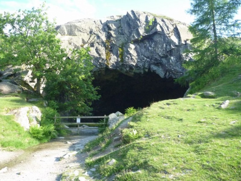 rydal_lake_cave_093.jpg