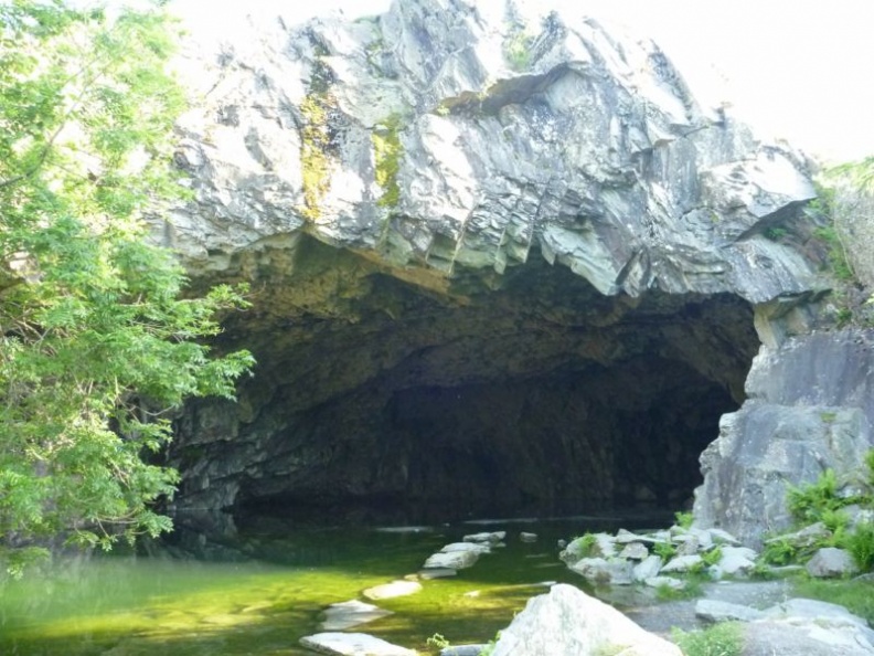 rydal_lake_cave_095.jpg