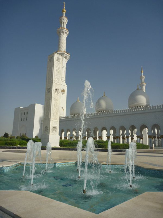 Fountains are like an oasis here, a rare sight indeed