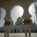 The mosque actually spots a fusion of different architectures