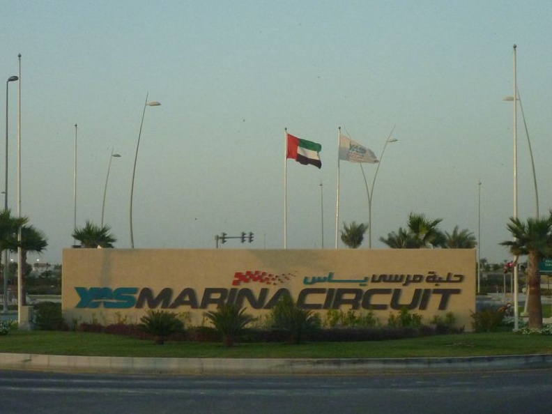 abu_dhabi_250.jpg