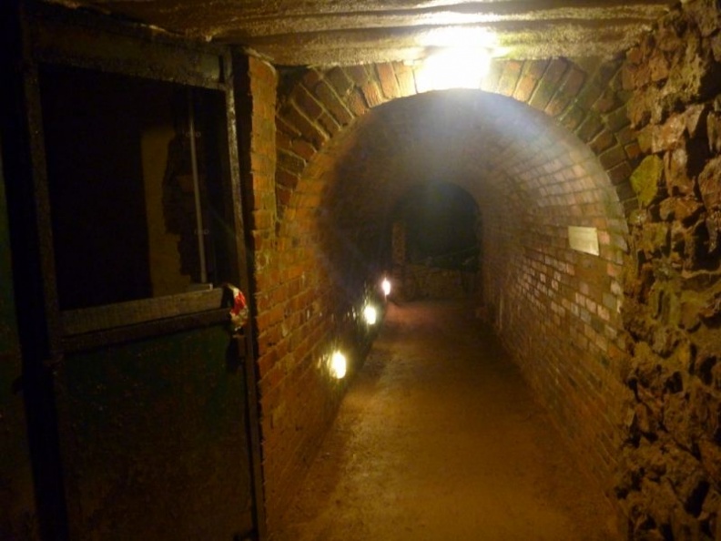 clearwell_caves_39.jpg