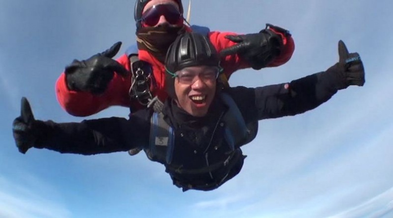 cam_skydive_67.jpg