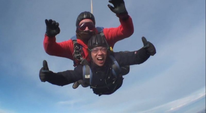 cam_skydive_61.jpg