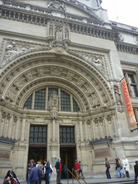 v_and_a_musesum_001.jpg