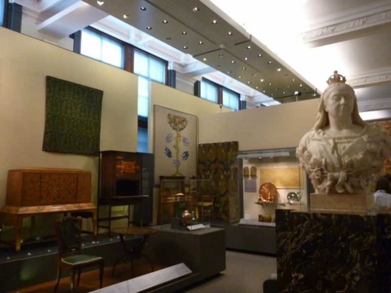 v_and_a_musesum_229.jpg