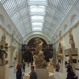 The lobby is centralised and lead to most galleries