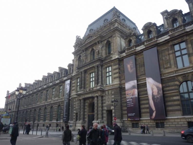 louvre_paris_001.jpg