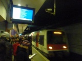 Connecting through the Paris Metro