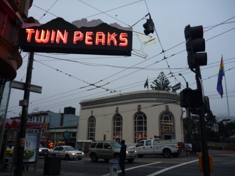 gateway to the twin peaks