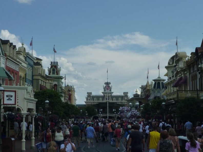 disney_magic_kingdom_201.jpg