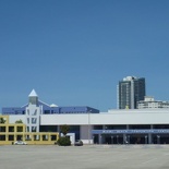 The Miami convention center from Meridian Avenue