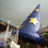 giant mickey hat!