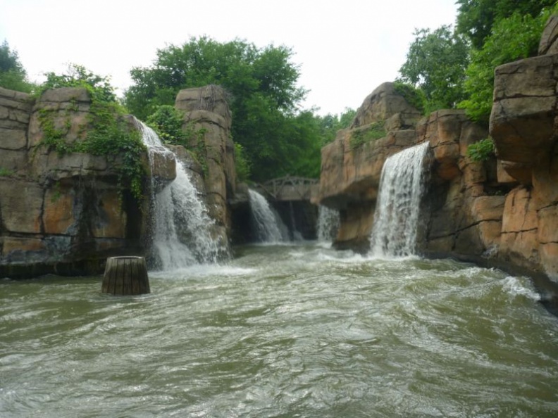 you will be drenched by any of the passing water hazards