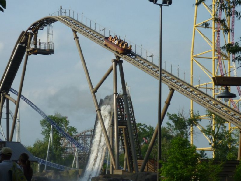 cedar_point_124.jpg