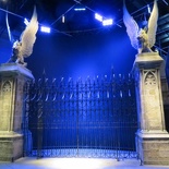 The hogwarts main gate