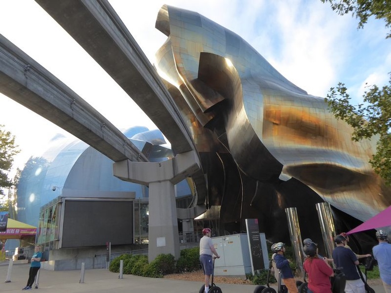 seattle EMP museum 04