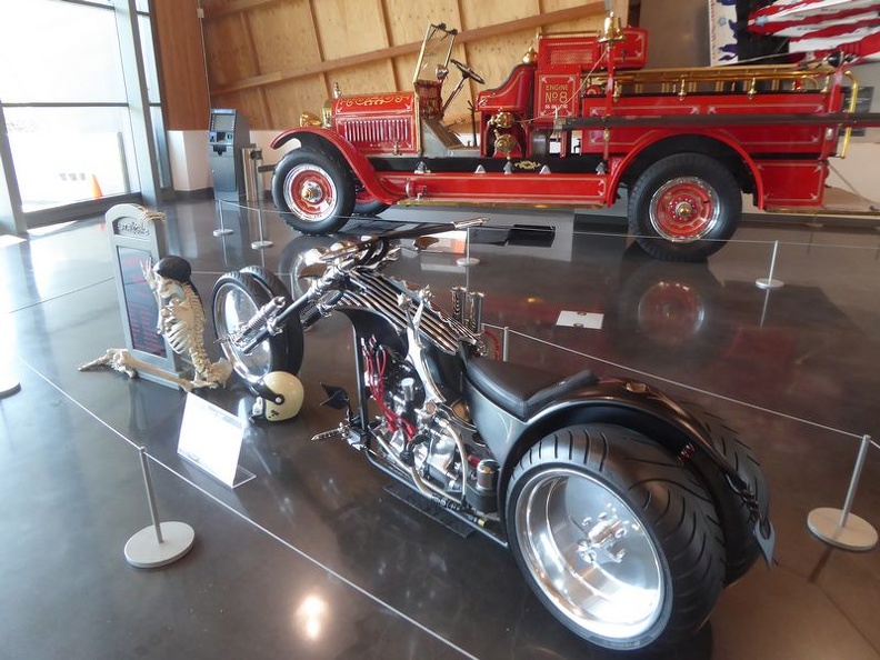 americas_car_museum_003.jpg