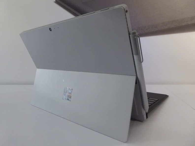 surface4-launch-event-19