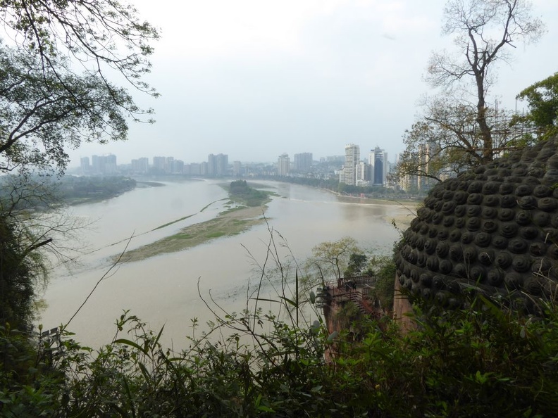 leshan_buddha_070.jpg