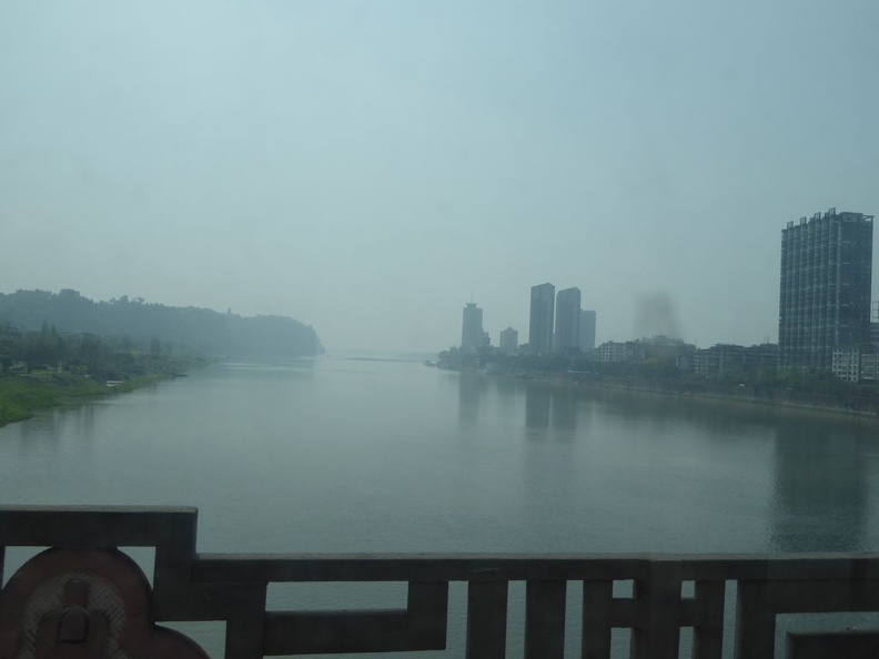 leshan_buddha_085.jpg