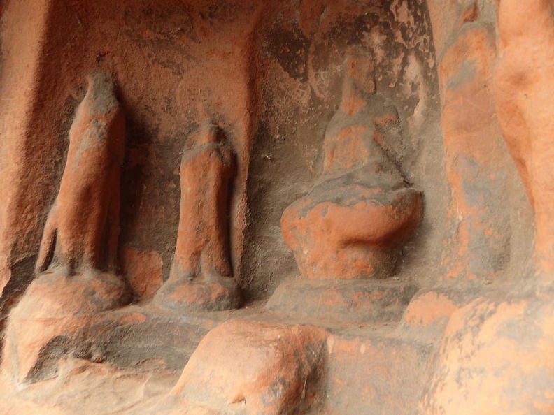 leshan_buddha_180.jpg