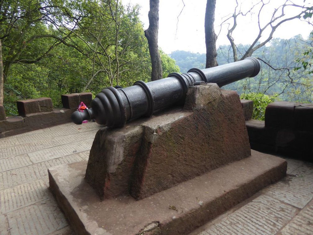 leshan buddha 205