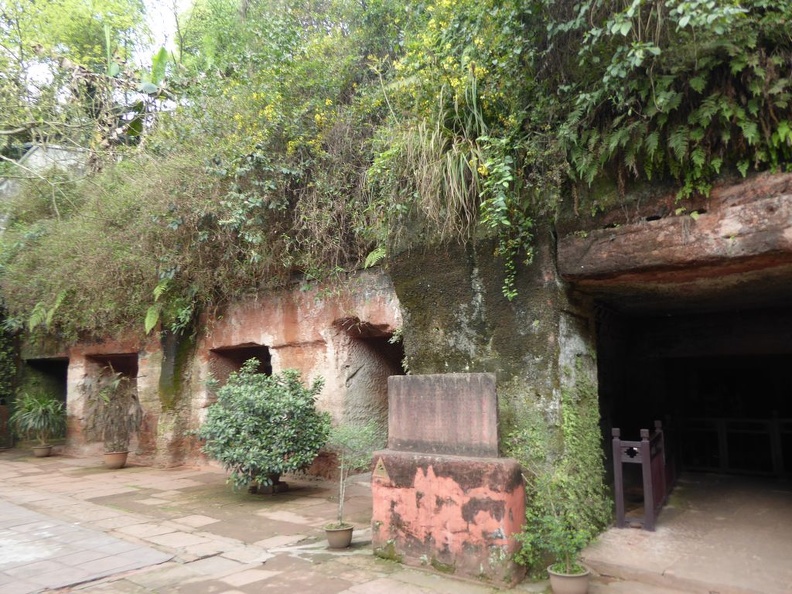 leshan buddha 215