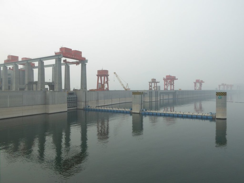 three gorges dam 092