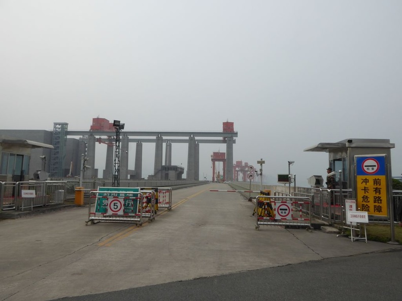 three gorges dam 100