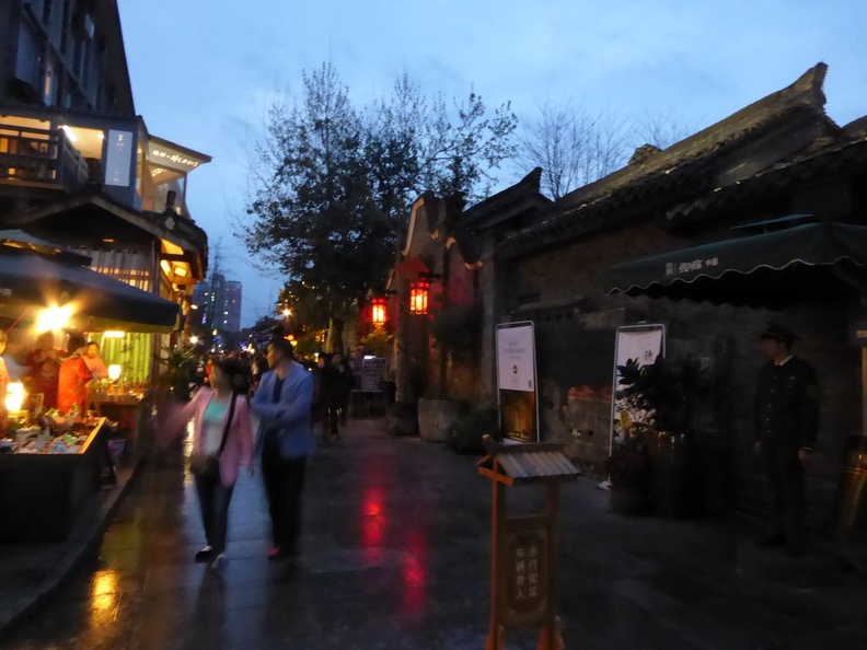 kuan_zhai_alley_chengdu_016.jpg