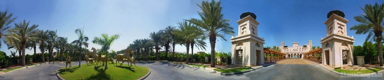 sc_entrada_del_hotel_al_qasr.jpg