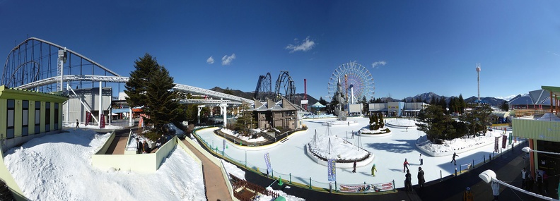 fuji-q-central-sq-skating-rink