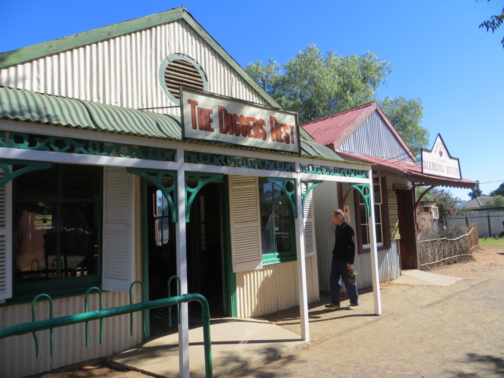 big-hole-debeers-diamond-kimberley-067