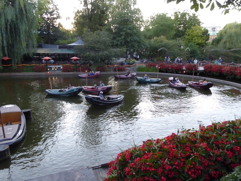 tivoli-gardens-copenhagen-108