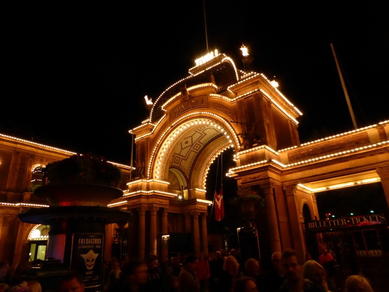 tivoli-gardens-copenhagen-147