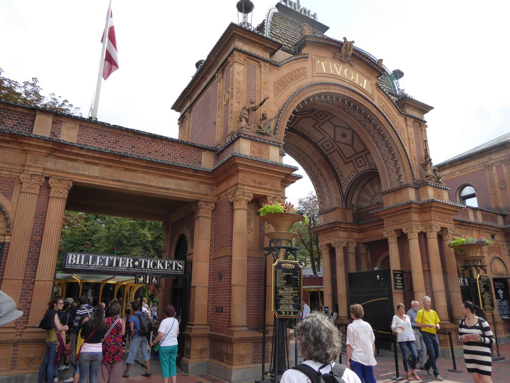 tivoli-gardens-copenhagen-005