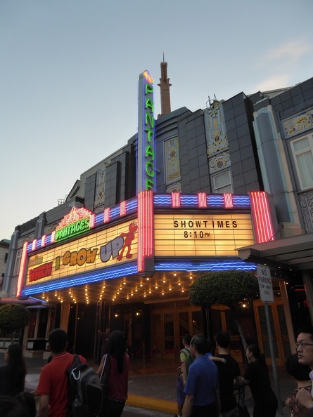 universal-sg-night-021.jpg
