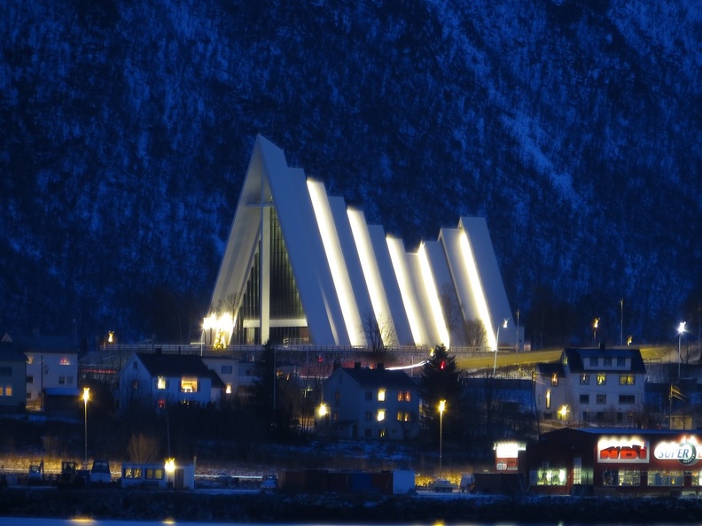 norway-tromso-city-055