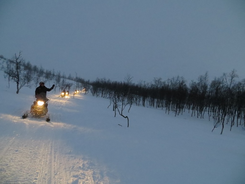 norway-tromso-snowmobiling-032