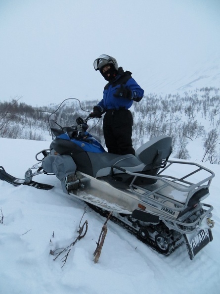 norway-tromso-snowmobiling-021