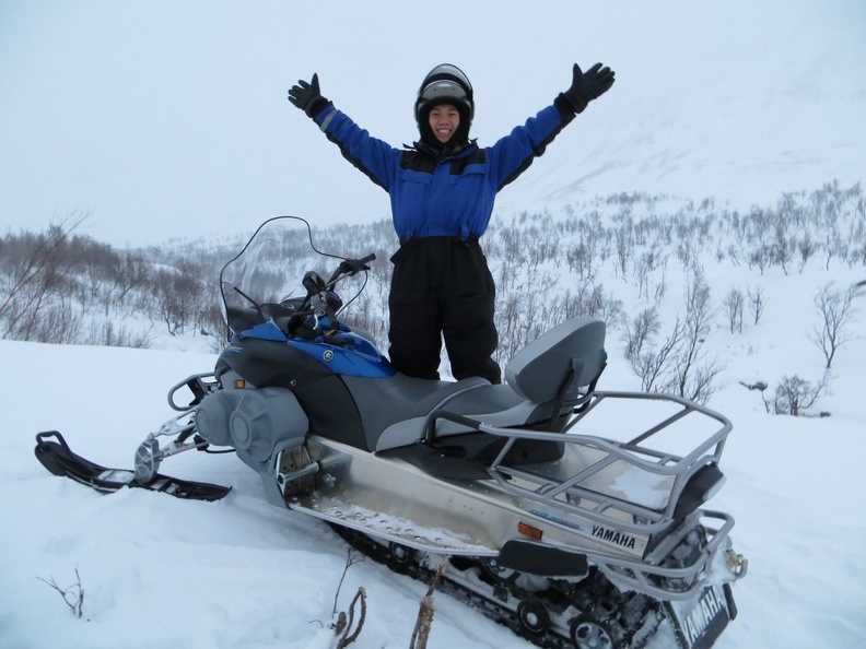 norway-tromso-snowmobiling-023