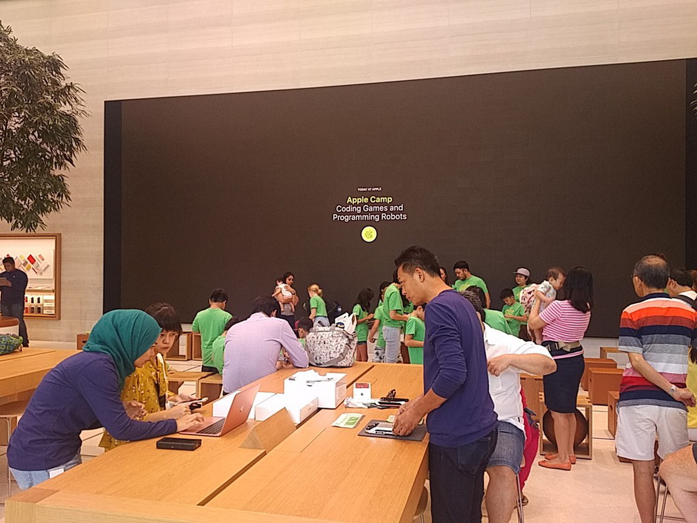 apple-store-singapore-002